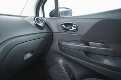 Renault Kaptur 1.6 MT (114 л. с.)