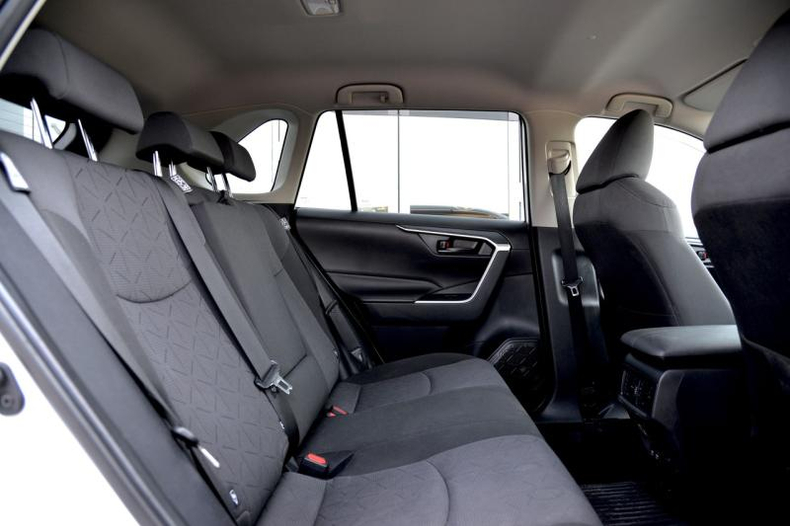 Toyota RAV4 2.0 CVT 4WD (148 л.с.) Комфорт Автомобили с пробегом Шымкент  