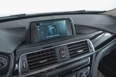 BMW 3 серия 320i AT (184 л. с.)