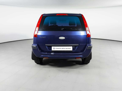 Ford Fusion 1.4 MT (80 л. с.)