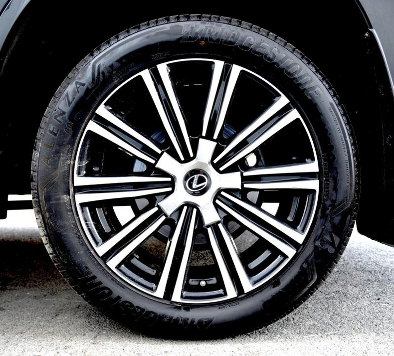 Lexus LX 5.7 AT 4WD (383 л.с.) 570 Superior JA Автомобили с пробегом Шымкент  