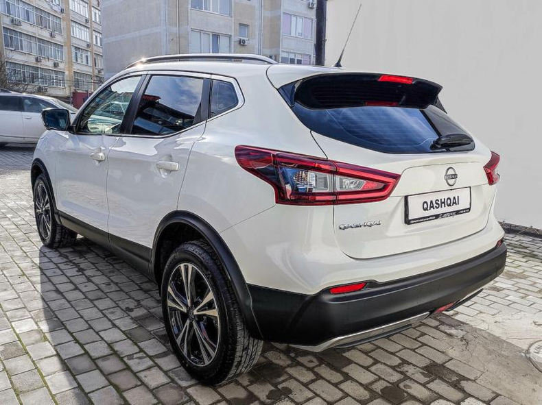 Nissan Qashqai 2.0 CVT (144 л. с.) LE+ Авто Люкс г. Севастополь