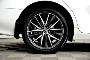 Toyota Camry 2.5 AT (206 л.с.) Престиж Плюс KX Автомобили с пробегом Шымкент  