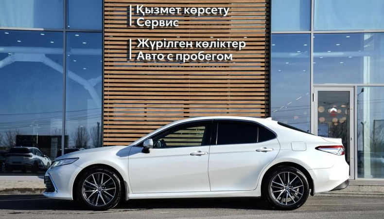 Toyota Camry 2.5 AT (206 л.с.) Люкс K5 Автомобили с пробегом Шымкент  