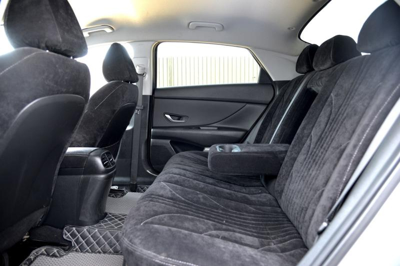 Hyundai Новая Elantra 1.6 6AT FWD (128 л.с.) MPI Elegance Автомобили с пробегом Шымкент  