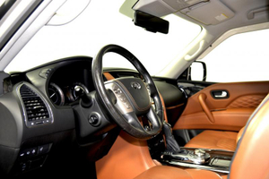 Infiniti 5.6 AT AWD (405 л.с.) Luxe ProActive 8 seats Автомобили с пробегом Шымкент  