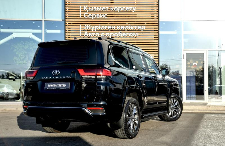 Toyota Land Cruiser 300 3.5 AT 4WD (415 л.с.) Премиум Автомобили с пробегом Шымкент  
