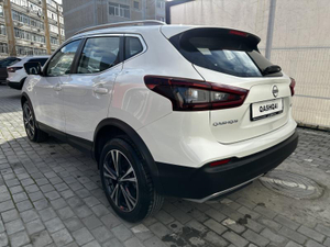 Nissan Qashqai 2.0 CVT (144 л. с.) LE+ Авто Люкс г. Севастополь