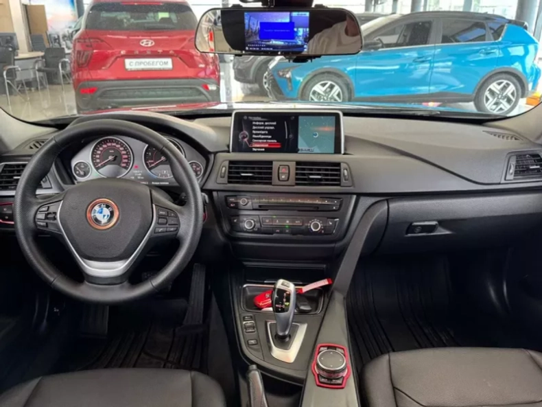 BMW 2.0 AT RWD (184 л.с.) 320i 320i SE Авто Люкс KIA Севастополь
