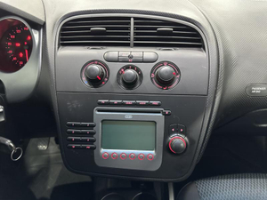 SEAT 1.6 MT FWD (102 л.с.) Базовая Твоё авто (Йошкар-Ола) Йошкар-Ола