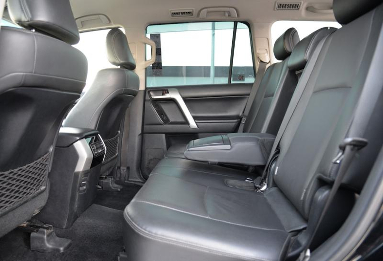 Toyota Land Cruiser Prado 2.7 AT 4WD (163 л.с.) Престиж Black Edition Автомобили с пробегом Шымкент  