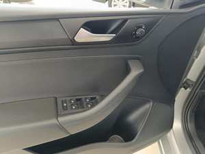 Volkswagen Новый Polo 1.6 MT FWD (110 л.с.) MPI Respect Твоё авто (Киров)