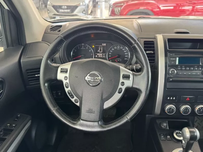 Nissan 2.0 CVT 4WD (141 л.с.) Авто Люкс KIA Севастополь