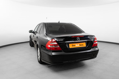Mercedes-Benz E-Класс E 200 Kompressor AT (184 л. с.)