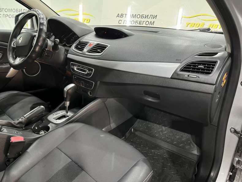 Renault 1.6 AT FWD (106 л.с.) Expression Твоё авто (Йошкар-Ола)