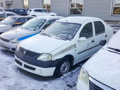 Renault Logan 1.6 MT (87 л. с.)