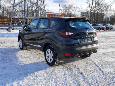 Renault Kaptur 1.6 MT (114 л. с.)