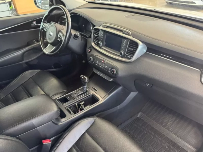 Kia 2.4 AT (188 л.с.) 4WD Авто Люкс KIA Севастополь