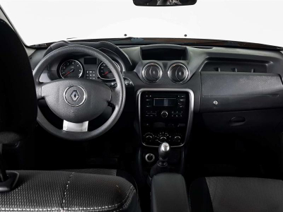 Renault Duster 2.0 MT 4x4 (135 л. с.)