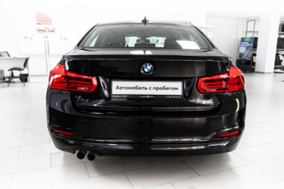 BMW 3 серия 320i AT (184 л. с.)