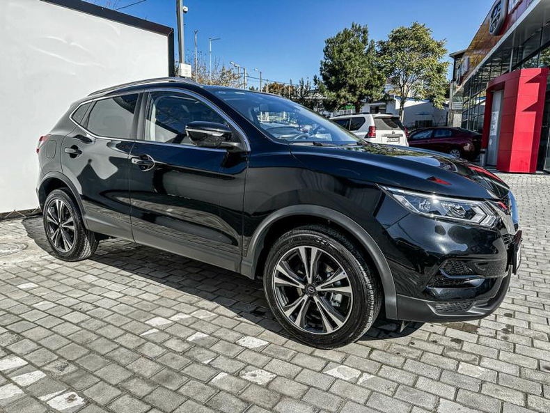 Nissan Qashqai 2.0 CVT (144 л. с.) LE + Авто Люкс г. Севастополь