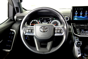 Toyota Land Cruiser 300 3,5 AT AWD (415 л.с.) Престиж Автомобили с пробегом Шымкент  