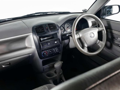 Mazda Demio 1.3 AT (83 л. с.)