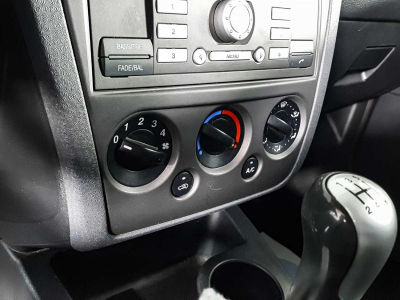 Ford Fusion 1.4 MT (80 л. с.)