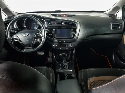 Kia ceed 1.6 AT (130 л. с.)