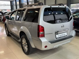 Nissan 2.5d AT (190 л.с.) 4WD Авто Люкс KIA Севастополь