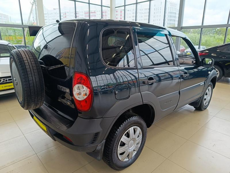 Chevrolet Niva Niva 1.7 MT 4WD (80 л.с.) LC Твоё авто (Киров)