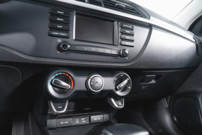 Kia Rio 1.6 AT (123 л. с.)