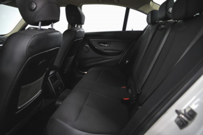 BMW 3 серия 320i AT (184 л. с.)