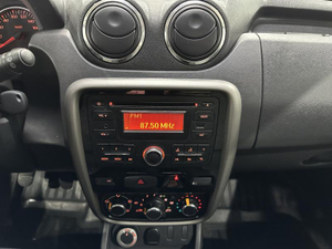 Renault 1.6 MT 4x4 (102 л. с.) Expression Твоё авто (Йошкар-Ола)