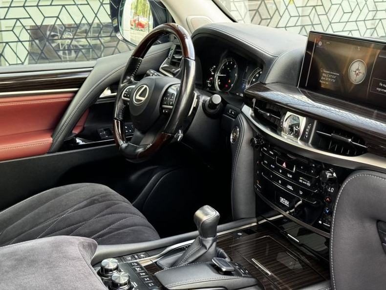 Lexus LX 570 5.7 AT (383 л.с.) 4WD Luxury 21+ Лексус Бишкек Бишкек