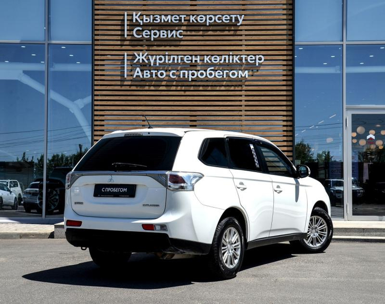 Mitsubishi 2.0 CVT FWD (146 л.с.) Instyle Автомобили с пробегом Шымкент  