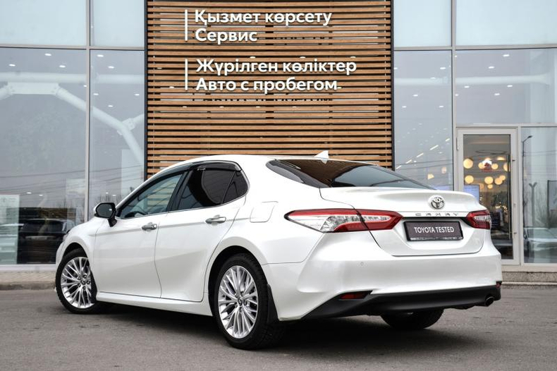 Toyota Camry 2.5 AT FWD (206 л.с.) Люкс Safety Автомобили с пробегом Шымкент  
