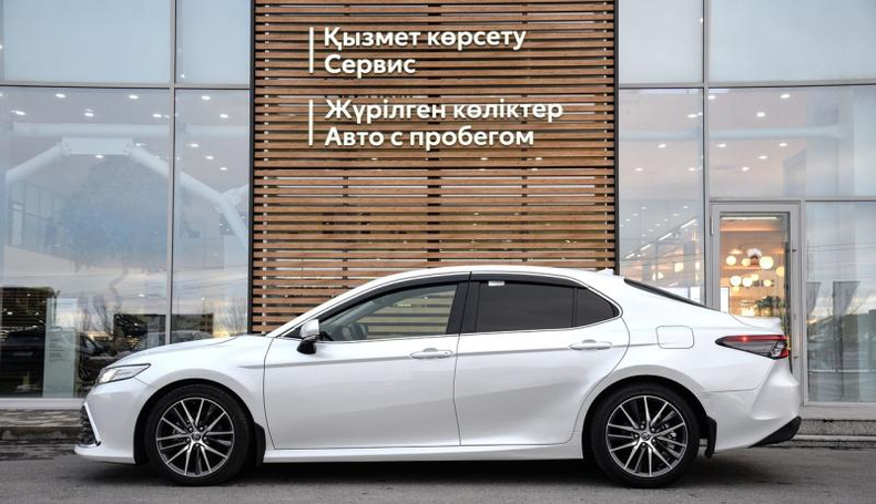 Toyota Camry 2.5 AT (206 л.с.) Люкс K5 Автомобили с пробегом Шымкент  