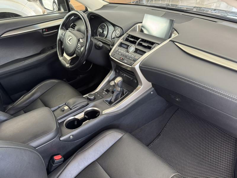 Lexus 200t АТ AWD (238 л. с.) Авто Люкс KIA Севастополь