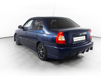 Hyundai Accent 1.5 MT (102 л. с.)