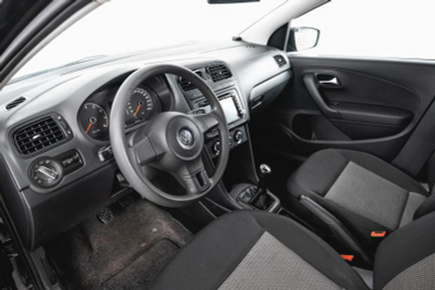 Volkswagen Polo 1.6 MT (105 л. с.)