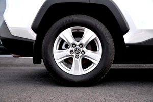 Toyota RAV4 2.0 CVT 4WD (148 л.с.) Комфорт Автомобили с пробегом Шымкент  