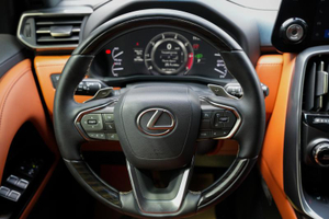 Lexus LX 3.5 AT 4WD (415 л.с.) LX600 VIP Black <br>Тойота Центр Бишкек Бишкек