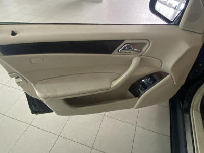 Mercedes-Benz C-Класс C 200 Kompressor AT (163 л. с.)