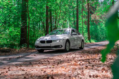BMW 3 серия 320i AT (184 л. с.)