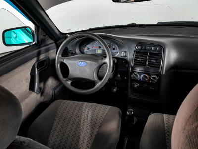 LADA 2112 1.6 MT (89 л. с.)