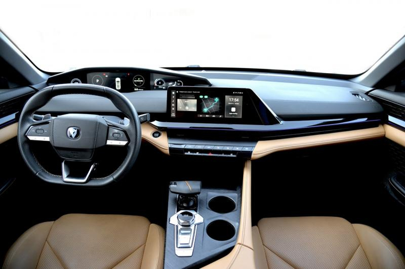 Changan Uni-V 1.5 7DCT FWD (181 л.с.) LX Автомобили с пробегом Шымкент  