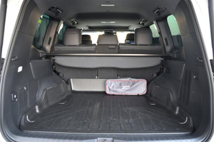 Toyota Land Cruiser 300 3.4 AT 4WD (415 л.с.) Премиум + Автомобили с пробегом Шымкент  