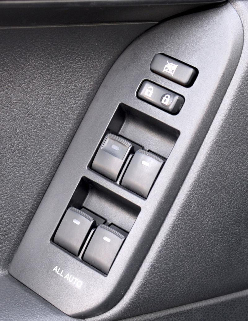 Toyota Land Cruiser Prado 2.7 AT 4WD (163 л.с.) Престиж Black Edition Автомобили с пробегом Шымкент  