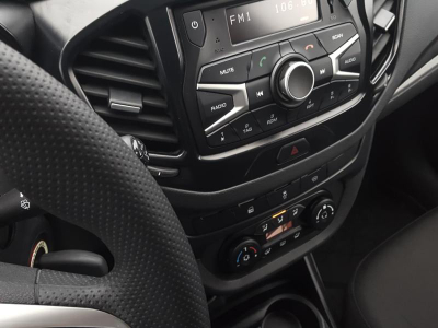 LADA Vesta SW 1.6 MT (106 л.с.)
